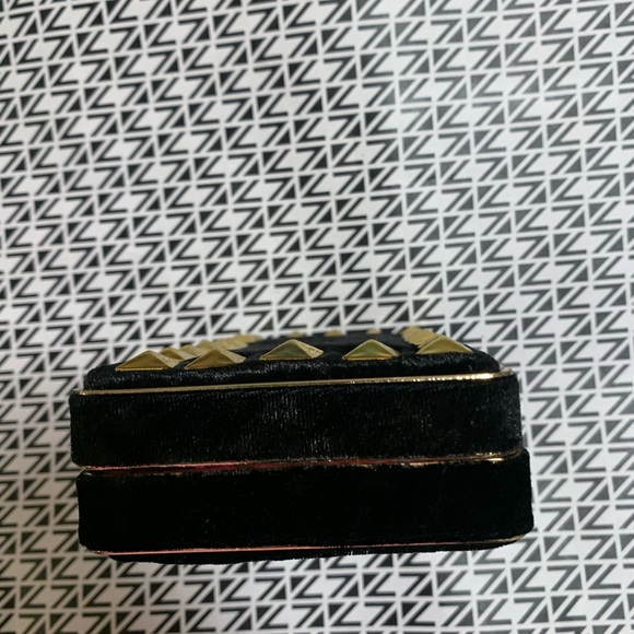 La Sera By Franchi Velvet with Gold Grommet Purse - Picture 8 of 9